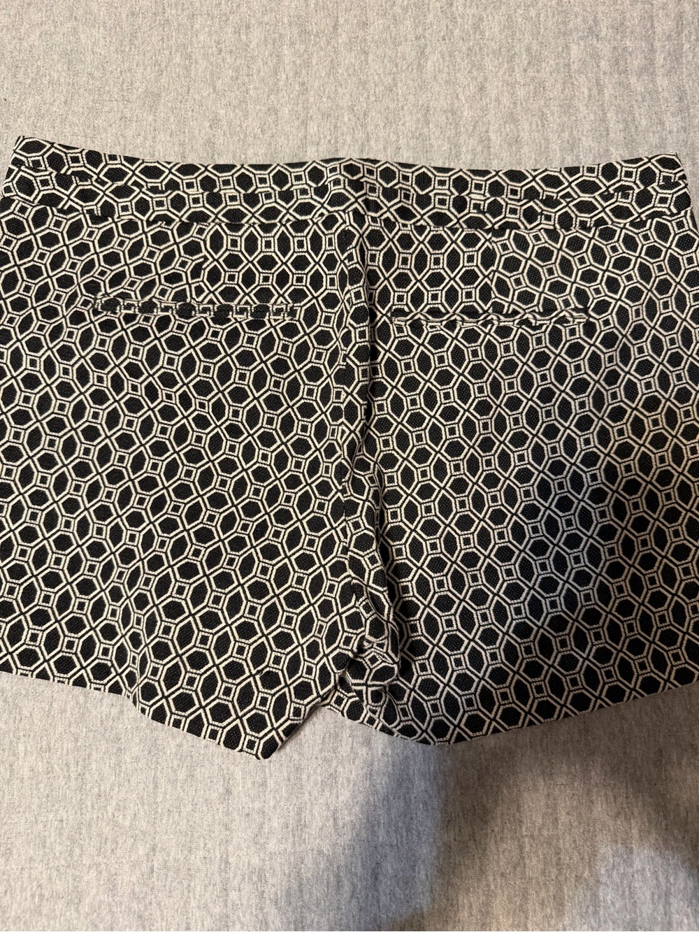 Banana Republic Black & White Geometric High-Waist Shorts never worn
